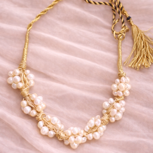 Elegant Pearl Knotted