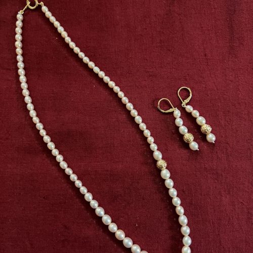 Cream pearl necklace set