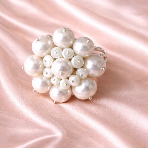 Elegant Pearl Ring