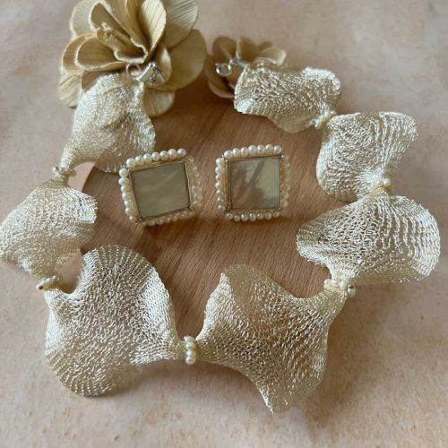 Mother of Pearl Choker Set