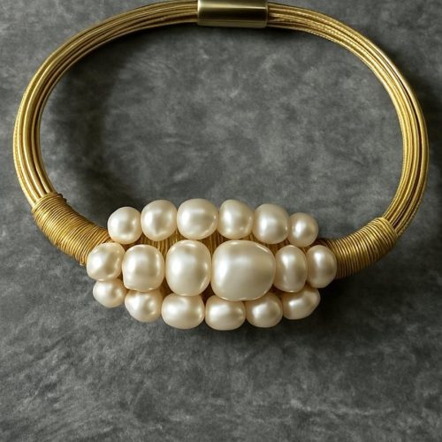 Golden Pearl Mash Bracelet