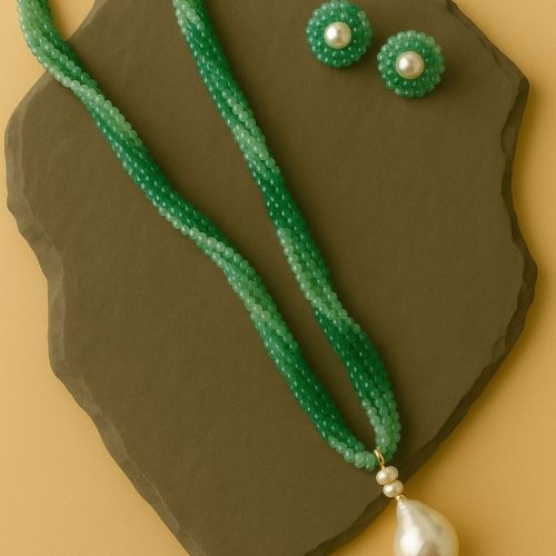 Green Onyx Beaded Necklace with Baroque Pearl