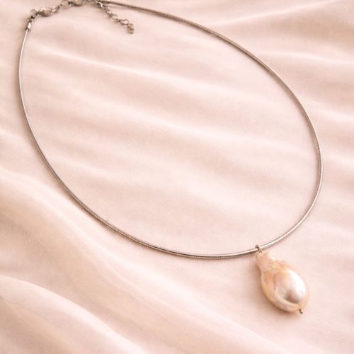 Baroque Pearl Husli Necklace in Silver